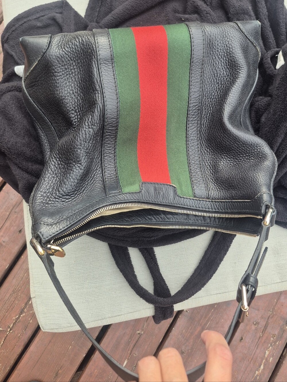 Black Vintage GUCCI Leather Shoulder Bag with Green and Red Stripe